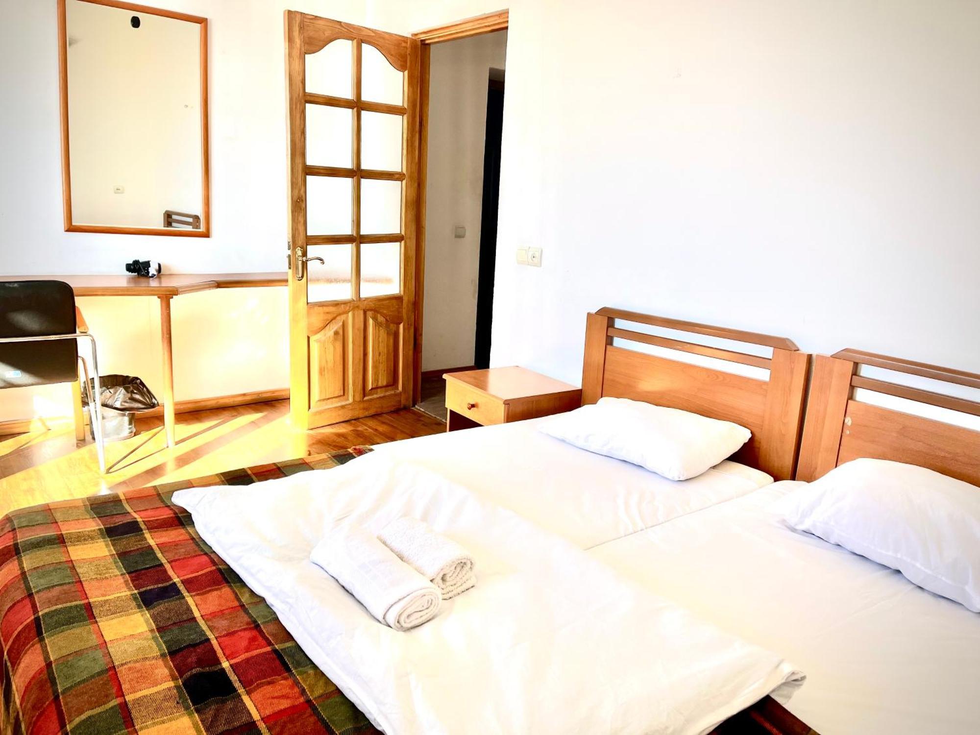 Yeti-Clubcom Hotel Gudauri Exterior photo